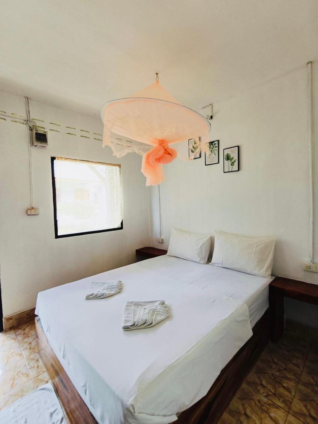 Baan Phuwamin Hotel Ko Lanta Екстериор снимка