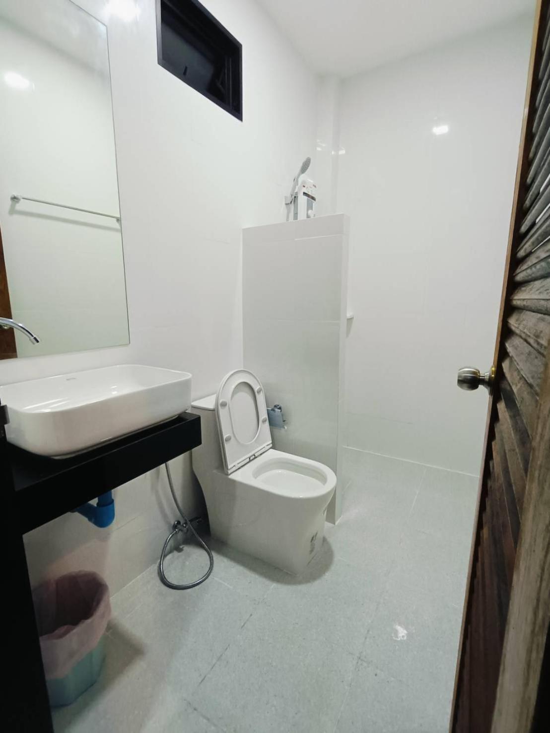 Baan Phuwamin Hotel Ko Lanta Екстериор снимка